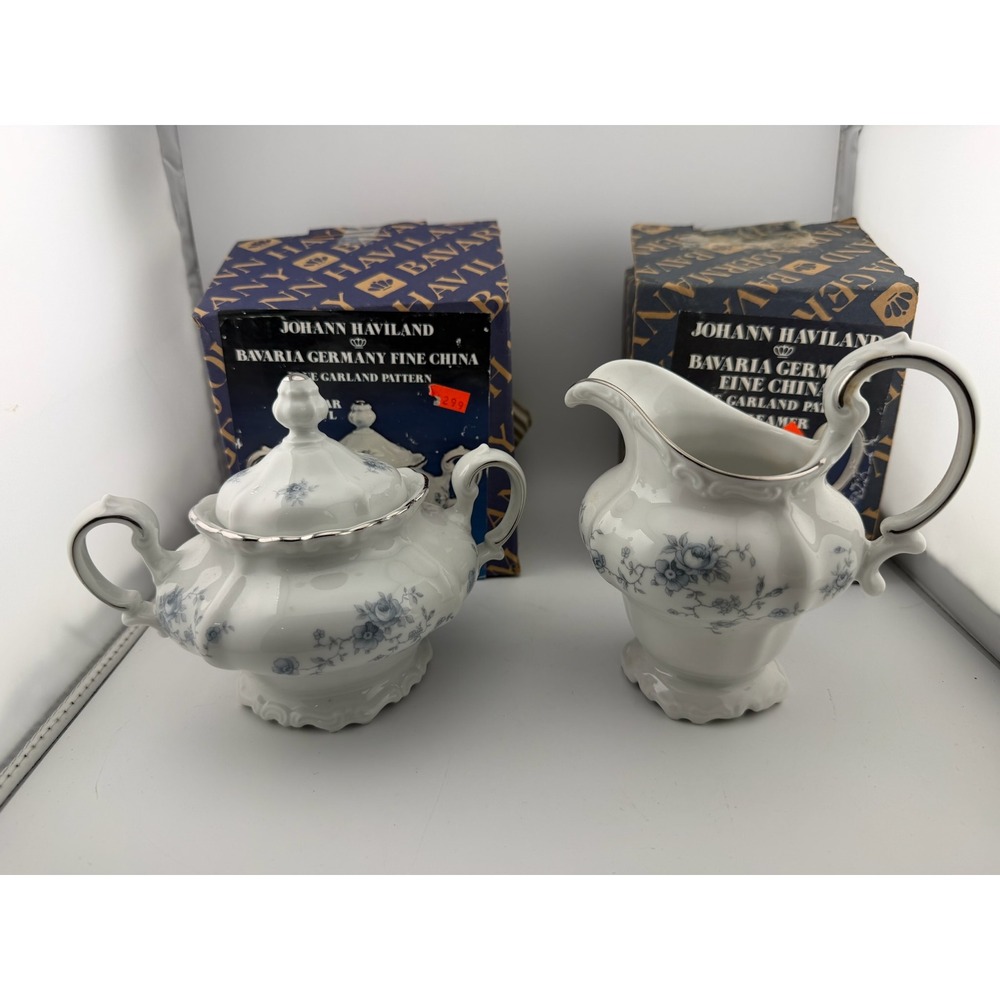 Johann Haviland Bavaria Germany Garland Pattern Sugar Bowl & Creamer‎ Set